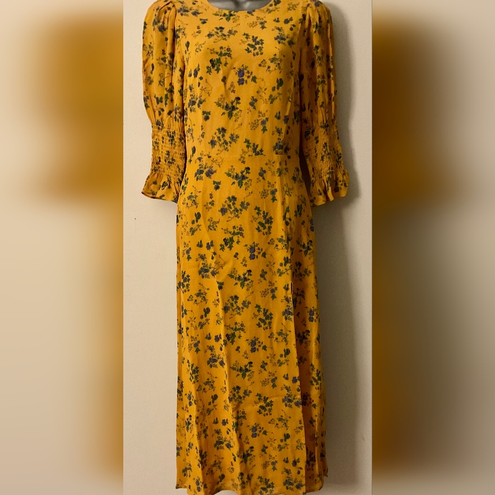 Reformation Very Beautiful Maxi Dress With Pretty Floral Print. - Picture 4 of 12